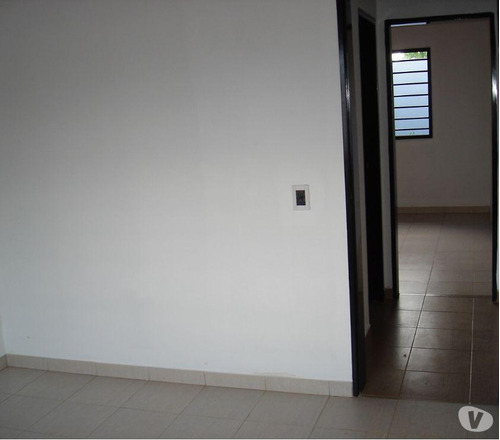 Imagen 11 de 17 de Casa En Venta - 2 Dormitorios, Cochera - 60 Mts2 Sobre Lote De 150mts2 - Villa Elvira
