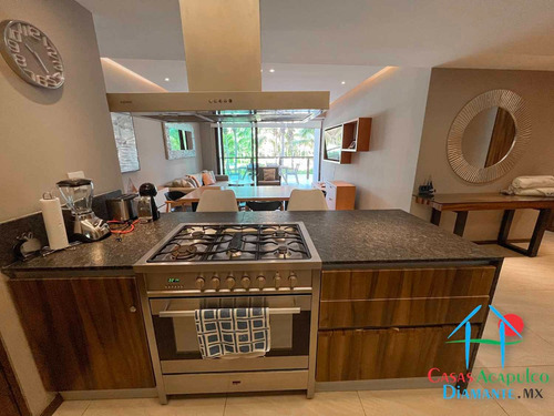 Cad La Isla Emerald K2. Terraza Con Vista A Los Jardines Y Albercas