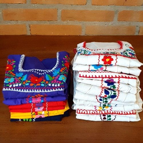 Imagem 2 de 2 de Vestido Mexicano Infantil Bebê T2 Bordado A Mão Original