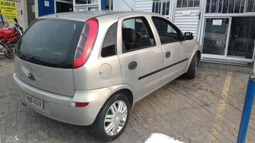 Imagem 6 de 7 de Chevrolet Corsa 2005 1.8 Maxx Flex Power 5p