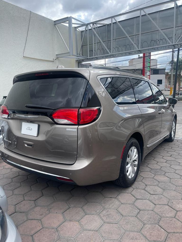 Chrysler Pacifica 3.7 3.6 At