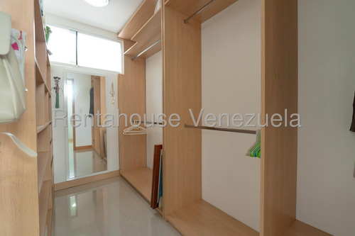 Hermosa Casa En Alquiler, Urb. Lomas De La Lagunita.