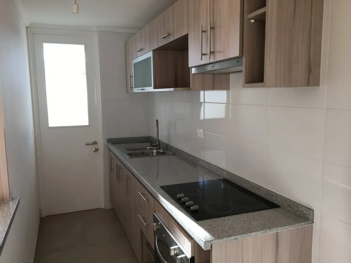 Imagen 5 de 9 de Departamento Semi Nuevo Av Grecia, Azotea Piscina Metro Irar