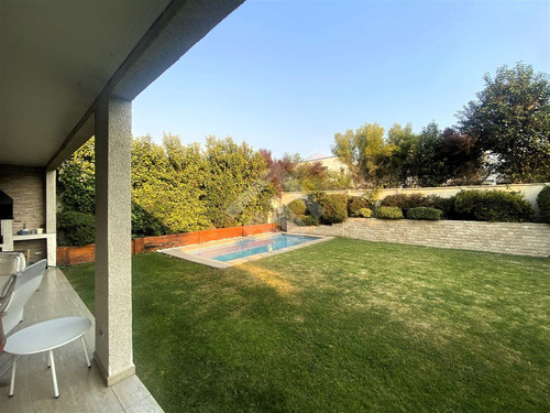 Excelente, Casa En Venta De 3 Dorm Y Serv. Chamisero, Colina