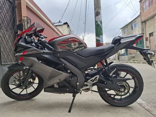 Yamaha R15 V3