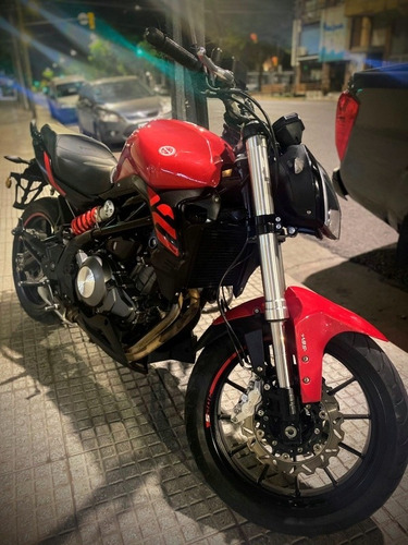 Imagen 2 de 10 de Benelli 302s
