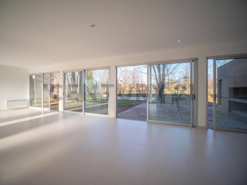 Casa En Country Fincas De Hudson