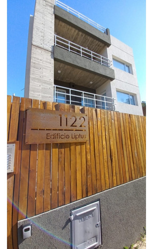 Departamento En Venta 2 Ambientes Con Pileta Y Cochera!