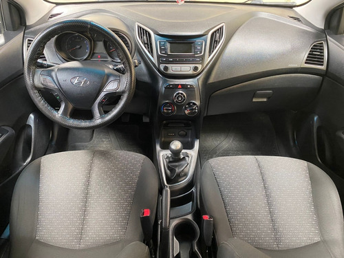 Imagem 9 de 10 de Hyundai Hb20