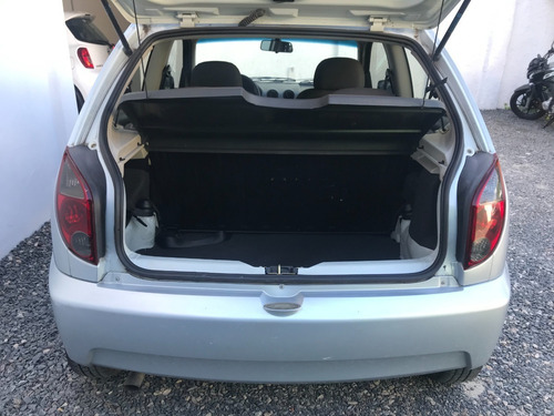 Chevrolet Celta 1.4 Ls Sedan 3ptas Año 2012 - Liv Motors