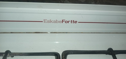 Cocina Eskabe Fortte E2 Gas 4 Hornallas Con Visor Usada Blanco (Usado)