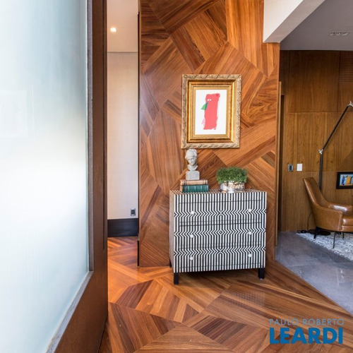 Imagem 5 de 10 de Casa Em Condomínio - Tamboré - Sp - 602072