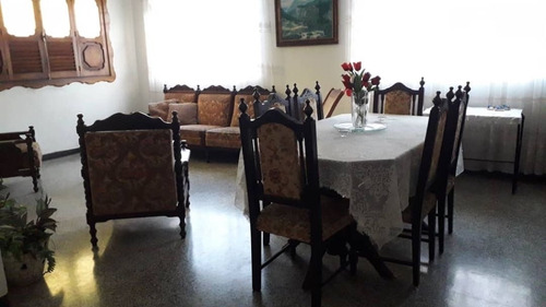 Imagen 4 de 10 de Alquilo Casa 346m2 4h/2b/0p El Hatillo 6368