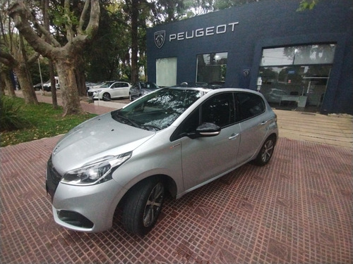 Peugeot 208 1.6 In Concert