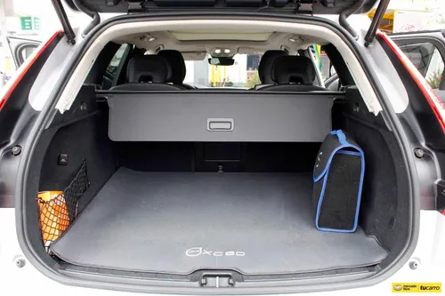 Volvo XC60 2.0 Recharge Plus T8 Hibrido At