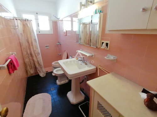 Venta Casa Playa Mansa A 1 Cuadra Del Mar 3 Dormitorios- Ref: 159