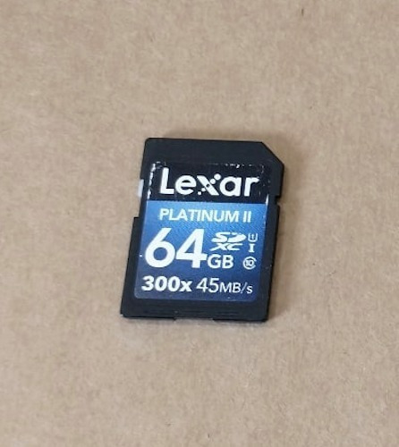 Imagem 1 de 2 de Cartão De Memória Lexar Platinum Ii 300x 64gb 45mb/s