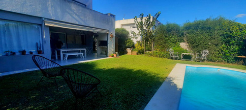 Imagen 8 de 30 de Casa En Venta Villanueva Casas De Santa Maria 3 Dormitorios Pileta Jardin Galeria Parrilla
