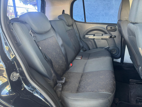 Fiat Uno 1.0 Vivace Celeb. Flex 5P
