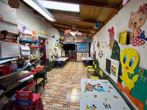 Casa O Jardín Infantil En Recoleta A Pasos De Metro
