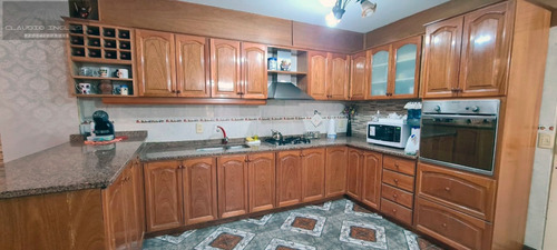 Imagen 6 de 21 de Venta De Hermoso Duplex De 4 Amb En San Justo.