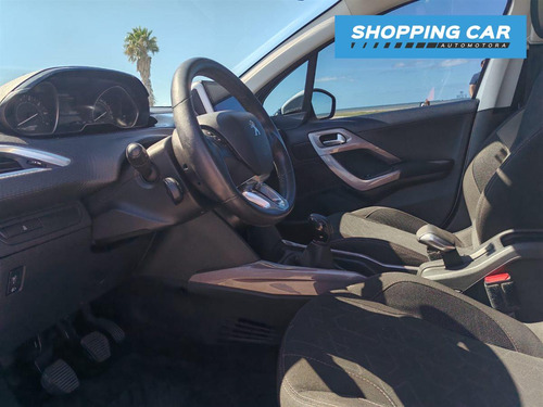 Peugeot 2008 Active 1.2 1.2 2016