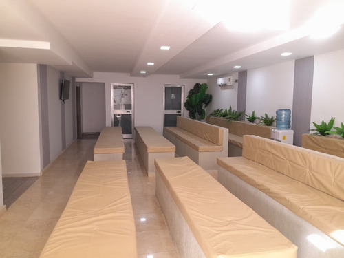Imagen 3 de 15 de Consultorio Medico En Alquiler En Excelente Ubicacion En Centro Profesional De Coro 04126887776 23-3901