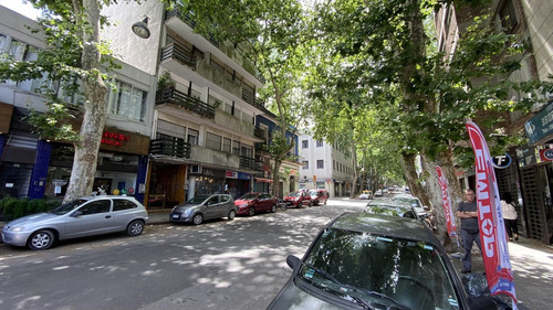 Apartamento En Montevideo, Ideal Estudiantes! 