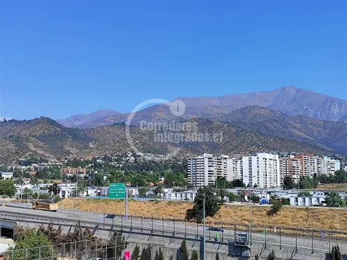 Departamento En Venta De 4 Dorm. En Raúl Labbé Lo Barnechea