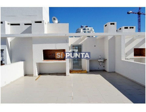 Imagen 16 de 24 de Apartamento En Venta.