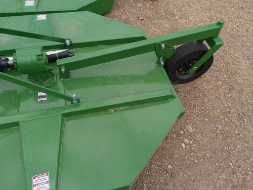 Imagen 6 de 8 de Desvaradora Chapeadora Chopoleadora Reforzada Tractor Agric