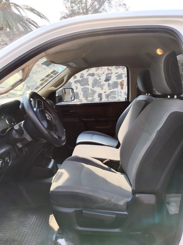 RAM 4000 5.7 Chasis Cabina Pl 4x2 Mt