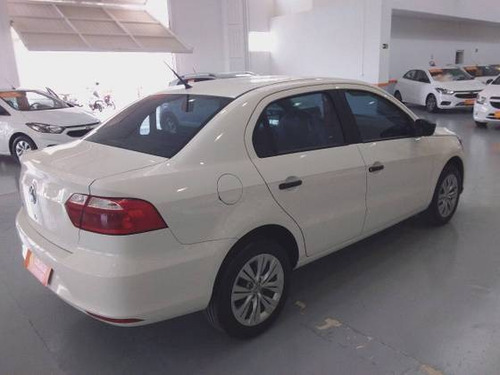 Imagem 8 de 10 de Volkswagen Voyage 1.6 Msi Totalflex 4p Manual