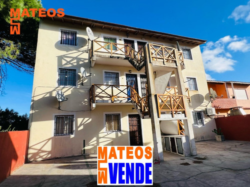 Venta Departamento  En Mar Del Tuyu - Calle 81 E/ 1 Y 2  - Excelente Zona - 1 Cuadra Del Mar