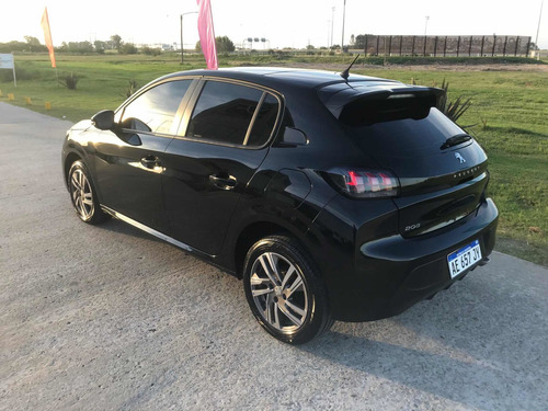 Peugeot 208 2021 1.6l Feline Tiptronic