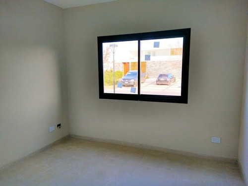 Imagen 5 de 10 de Casa Con Pileta En Venta Ubicado En Puertos, Escobar