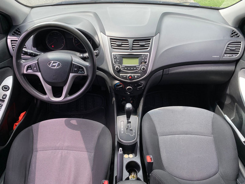 Hyundai I25 Hb Automático 2015