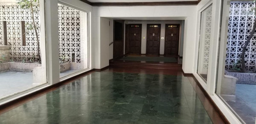 Imagen 3 de 13 de Departamento 1 Dormitorio Sobre Av. Libertador - Retiro