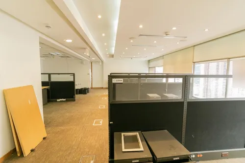 Oficina En Arriendo En Centro Internacional. Cod A1094007