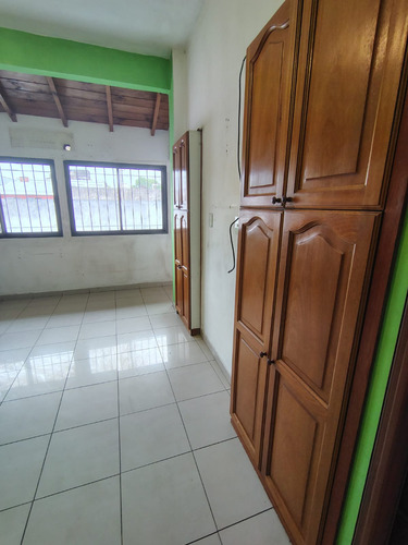 Ph 3 Ambientes Con Terraza Frugone N 4519,caseros, Tres De Febrero