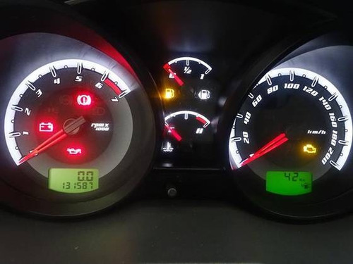 Imagem 11 de 14 de Ford Fiesta 1.6 Rocam Se Sedan 8v