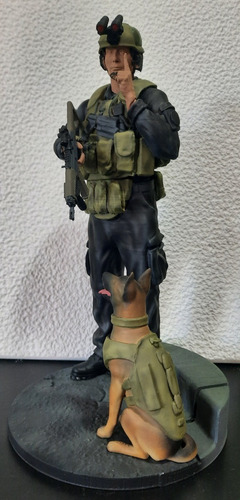 Figura Operador Geof K9 Pfa - 25 Cms - Impresion 3d