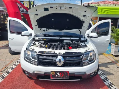 Renault Duster DYNAMIQUE 2.0 MT