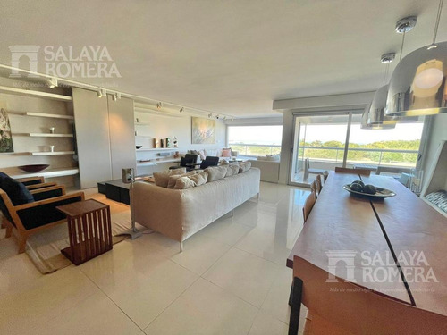 Imagen 24 de 28 de Venta - Apartamento De Categoria , Primera Linea Brava Sap4325120.