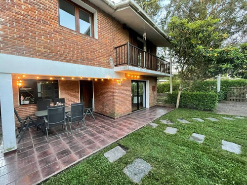 Imagen 19 de 30 de Hermoso Chalet Con Piscina Punta Del Este