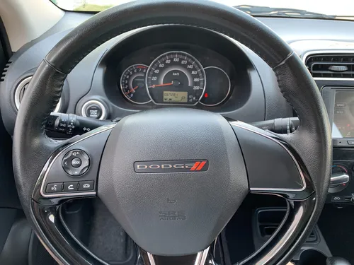 Dodge Attitude 1.2 Sxt At Cvt