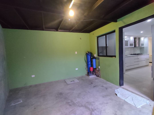 Imagen 13 de 14 de Townhouse En Urb. Manantial En Mañóngo Naguanagua