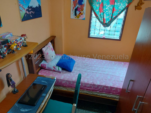 Imagen 15 de 29 de Apartamento En Venta Caricuao Ud-4 23-8675 Fabricio Liaz