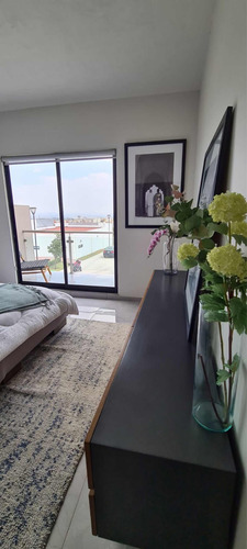 Espectacular Residencia $3,3,00,000 Ubicado En Pachuca