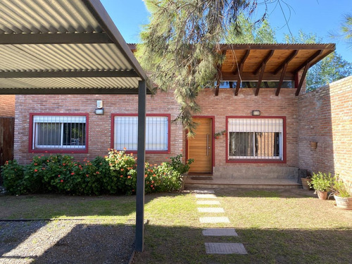 Imagen 2 de 24 de Casa - Dos / Tres Dormitorios - San Eduardo